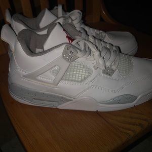Air Jordan 4s Oreos Authentic out the box size 11.5 mens
